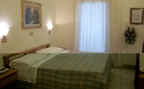 Hotel Pensione Romeo Bari